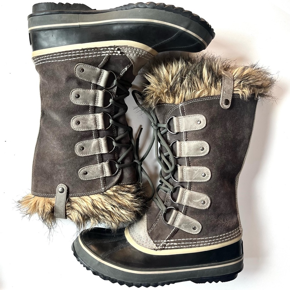 SOREL Joan of Arctic women’s grey tall winter boots- 10